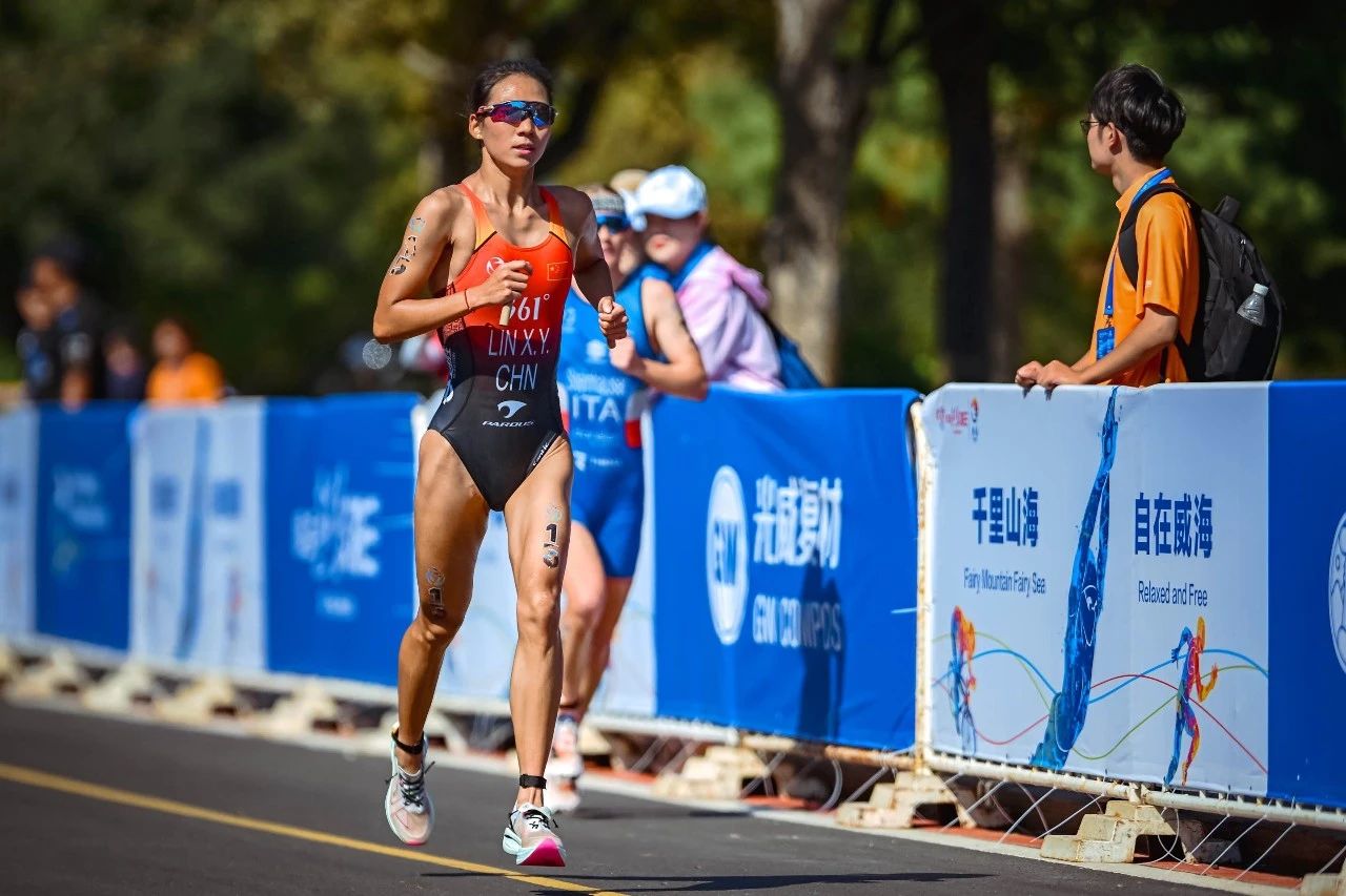 中國(guó)選手林.jpg 中國(guó)選手林.jpg